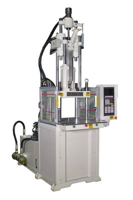Vertikal in Spritzgießmaschine 55 Tonnen