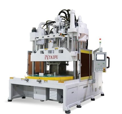 Automobilzubehör Vertikalspritzgießmaschine mit niedrigem Arbeitsdruck 250 Tonnen