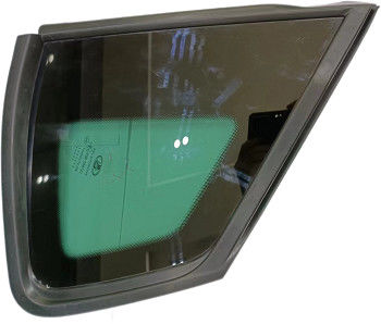 Automobilzubehör Vertikalspritzgießmaschine mit niedrigem Arbeitsdruck 250 Tonnen
