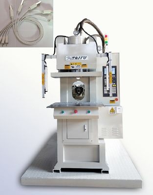 Hochleistungsmaschine für die Spritzgießung von 55 Tonnen Datenkabeln mit weißem C-Typ