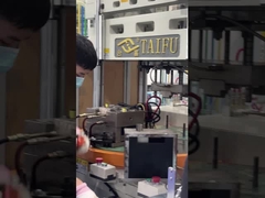 200 Tonnen vertikale Spritzgießmaschine mit niedrigem Arbeitstisch