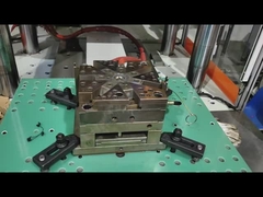 160 Tonnen vertikale Einfachschiebe-Spritzgießmaschine für Kabinenluftfilter